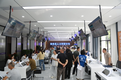 縣人社局 數(shù)智賦能，打造家門(mén)口就業(yè)新生態(tài)